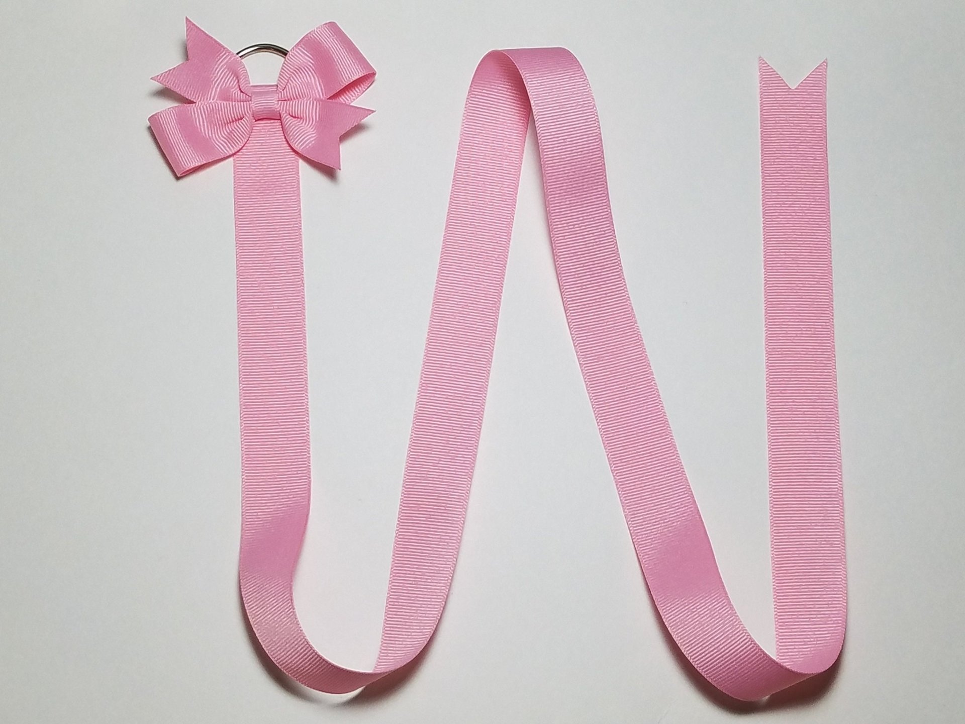 Ribbon Bow Holder 