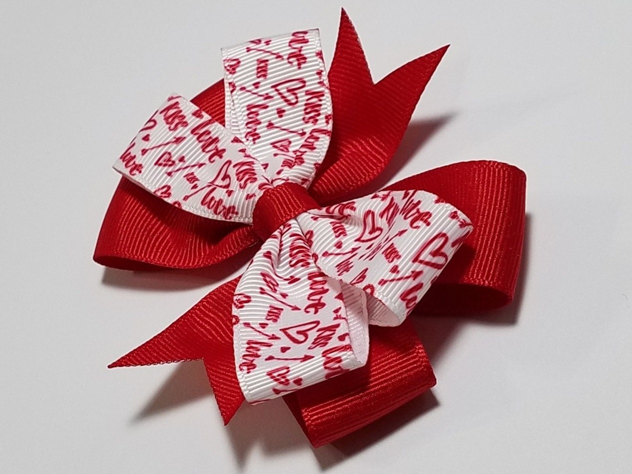 3.5" Kiss Heart Love 