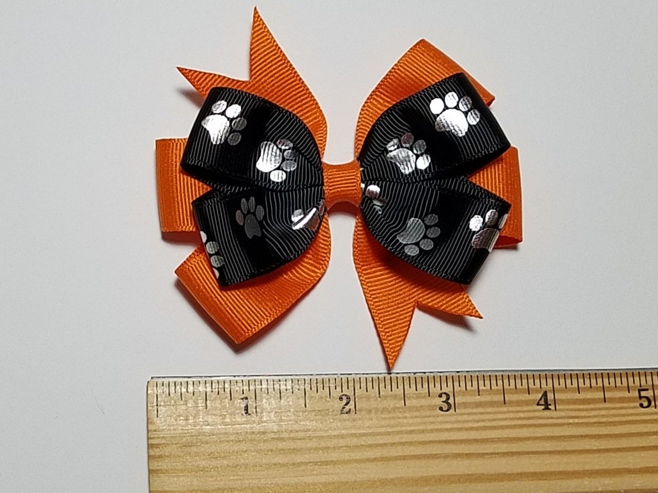 3.5" Metallic Silver Paw Print 