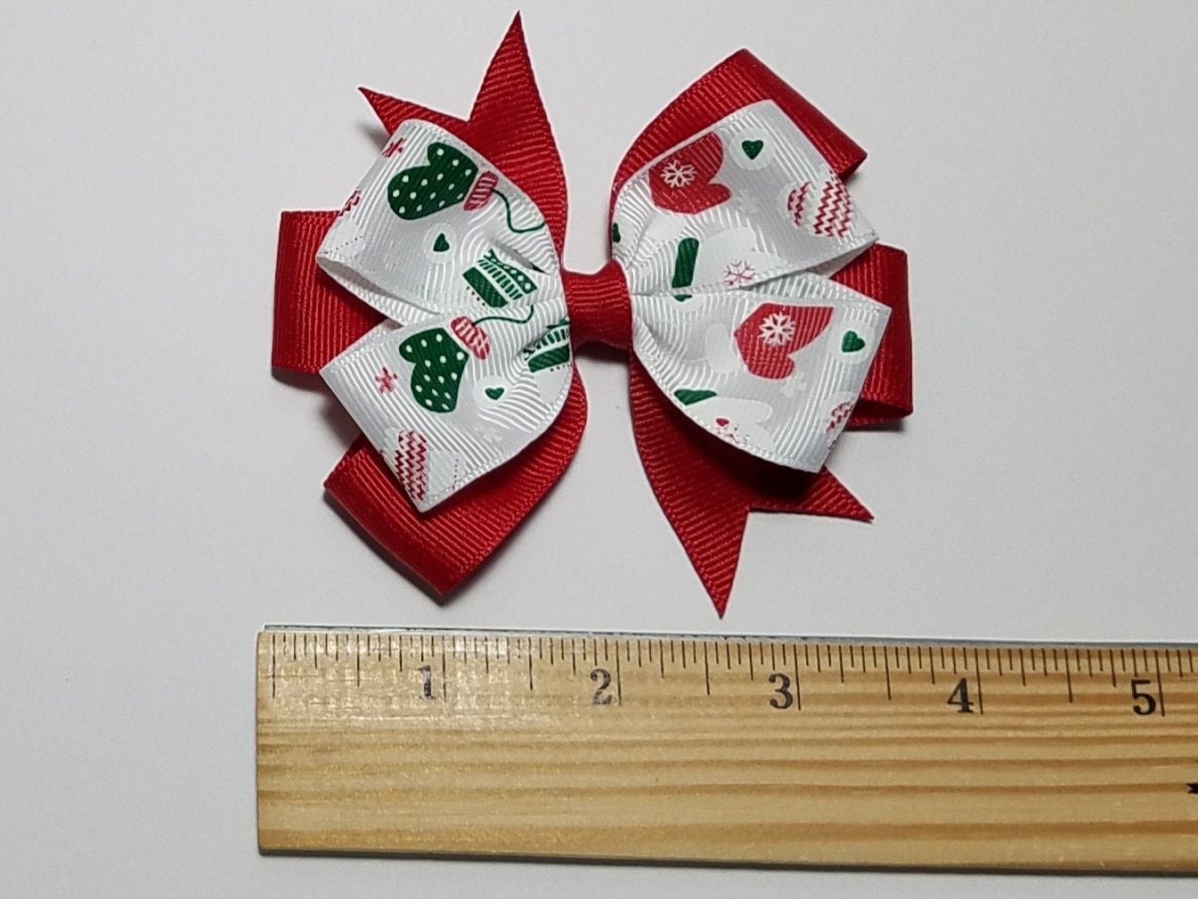 3.5" Christmas Mittens 