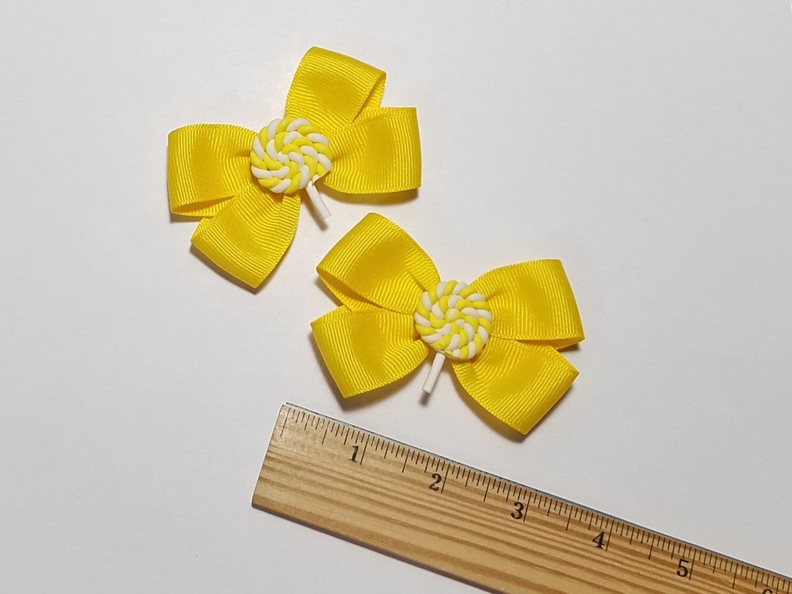 3" Yellow Lollipop Pigtail 